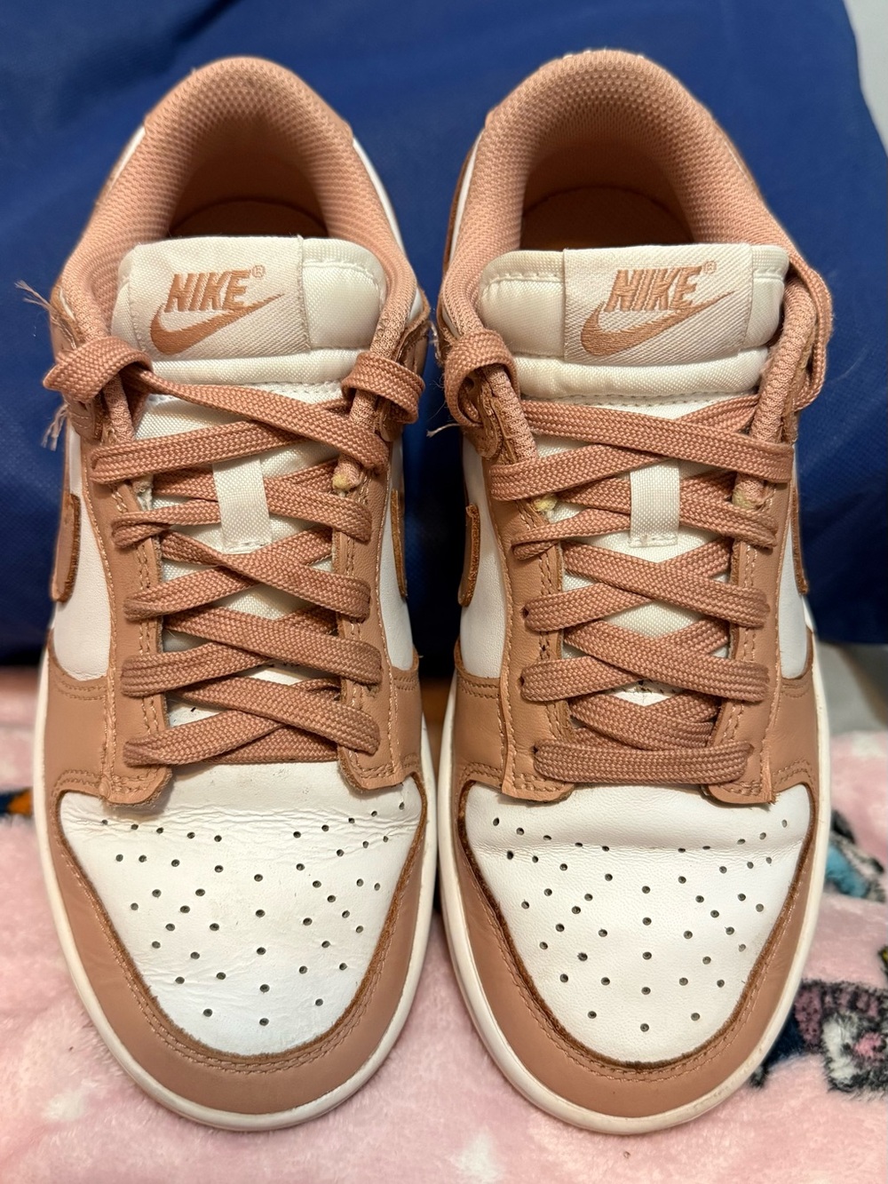 Nike Low-Top Sneakers in White and Pink-Tan